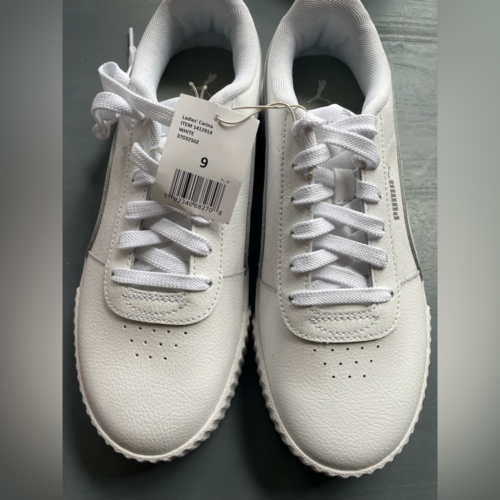 Pumas Size 9 Brand New Never worn